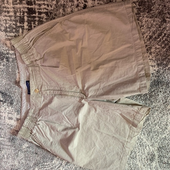 Tan coloured shorts I thrifted - Picture 4 of 5